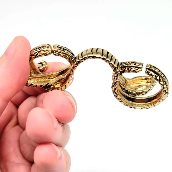 Roberto Cavalli Luxury Two Finger Snake Ring with Padparadscha Sapphire Crystal - Picture 8 of 11